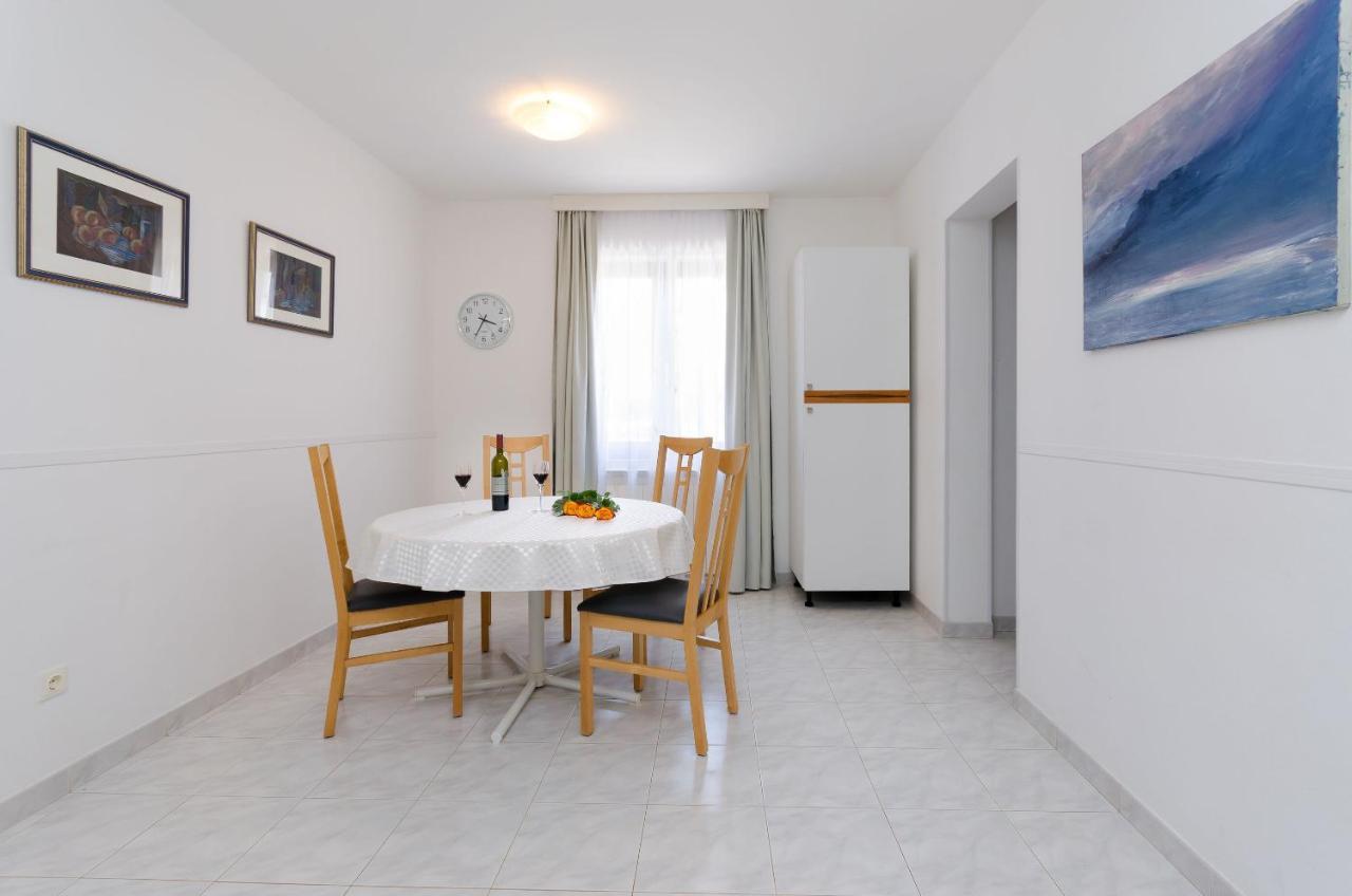 Apartments Gloria Vrsar Εξωτερικό φωτογραφία