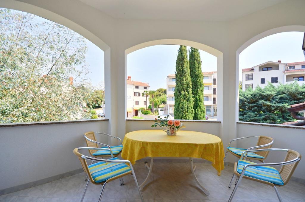 Apartments Gloria Vrsar Εξωτερικό φωτογραφία