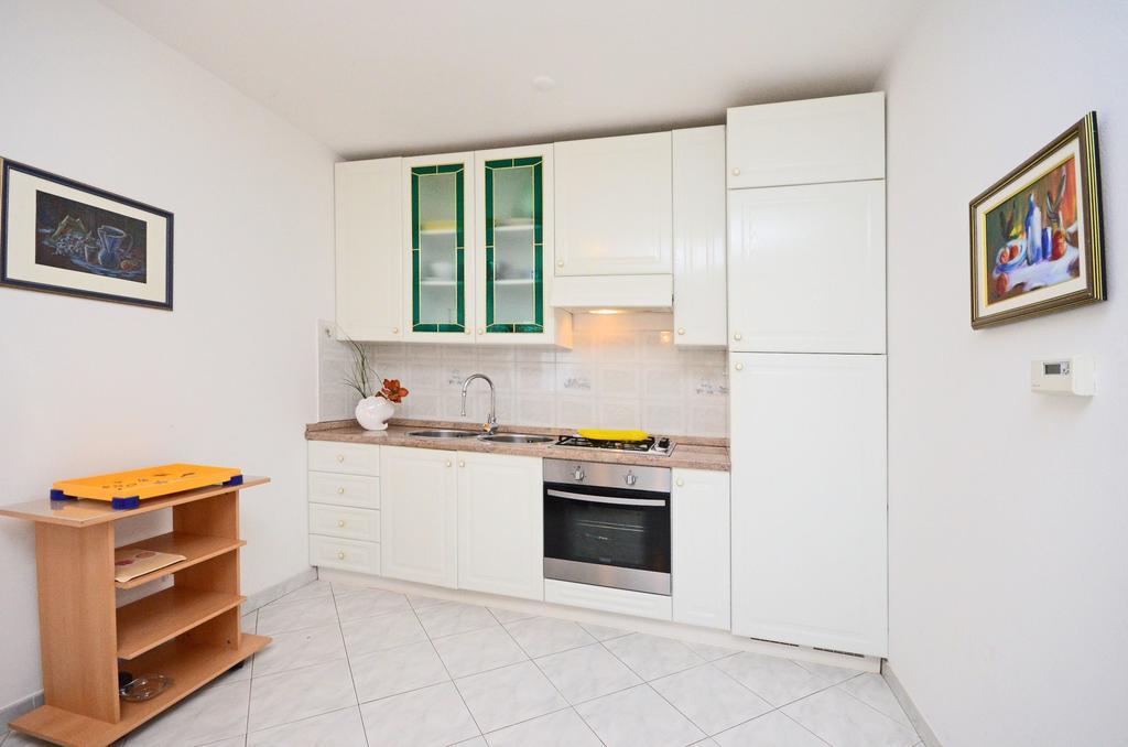 Apartments Gloria Vrsar Εξωτερικό φωτογραφία
