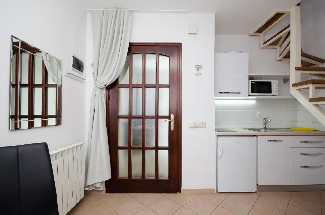 Apartments Gloria Vrsar Εξωτερικό φωτογραφία