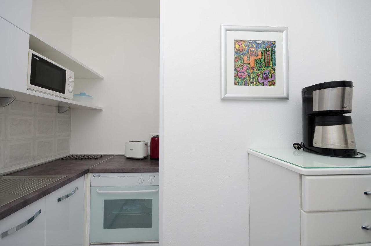 Apartments Gloria Vrsar Εξωτερικό φωτογραφία